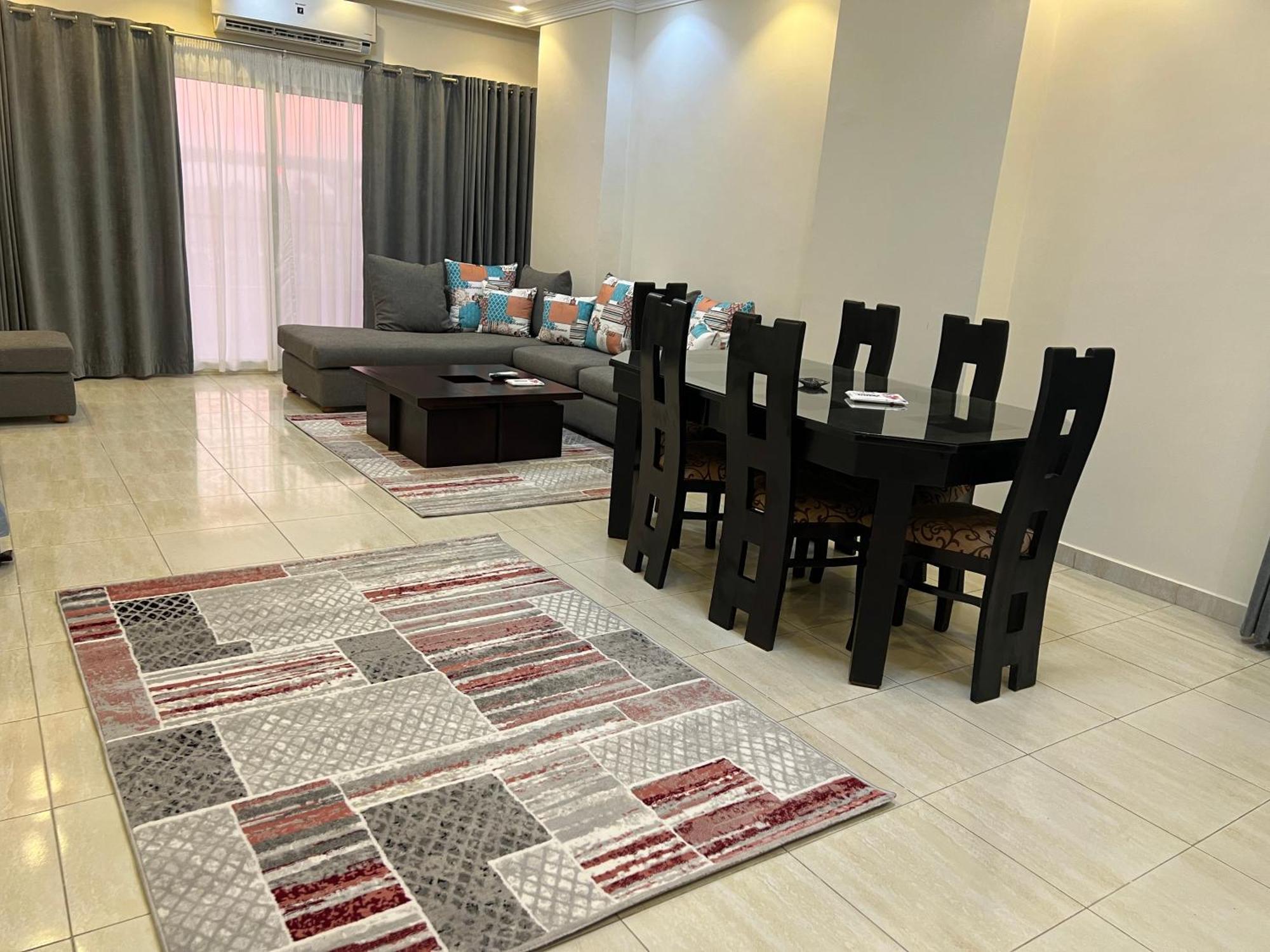 Luxury Apartments Beside Mall Of Arabia And Dar Al-Fouad Hospital - Families Only- No Alcoholic Beverages 6th of October City Esterno foto