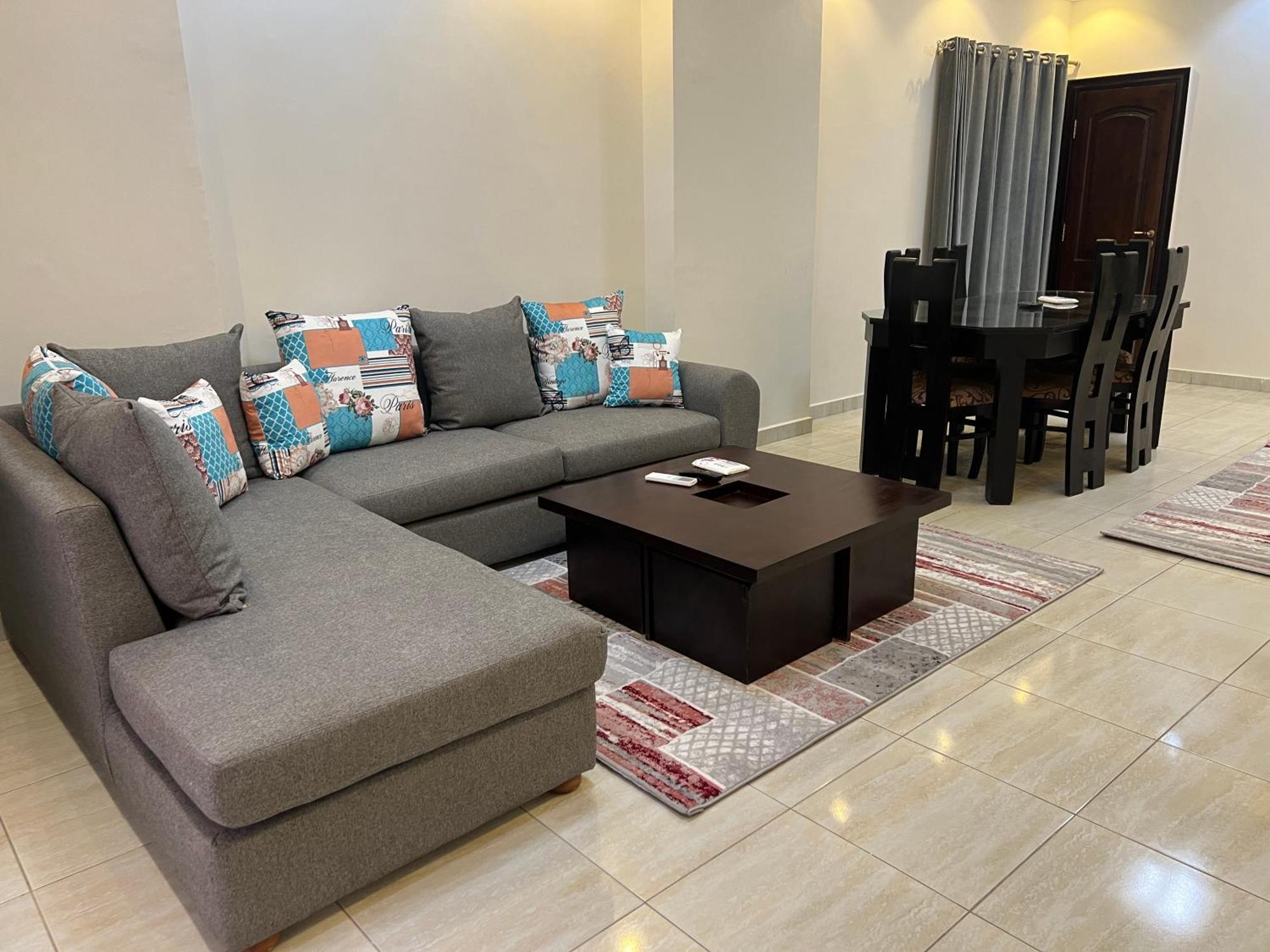 Luxury Apartments Beside Mall Of Arabia And Dar Al-Fouad Hospital - Families Only- No Alcoholic Beverages 6th of October City Esterno foto