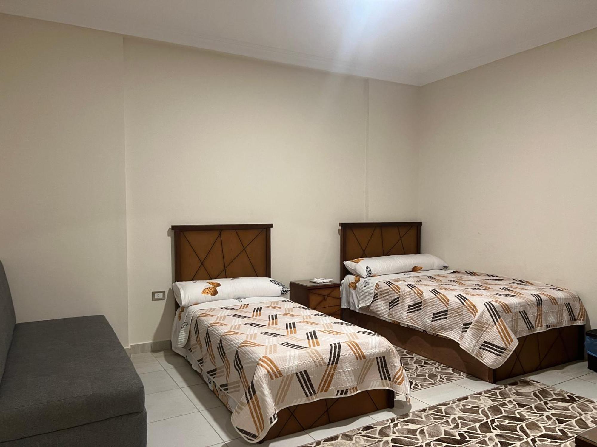 Luxury Apartments Beside Mall Of Arabia And Dar Al-Fouad Hospital - Families Only- No Alcoholic Beverages 6th of October City Esterno foto