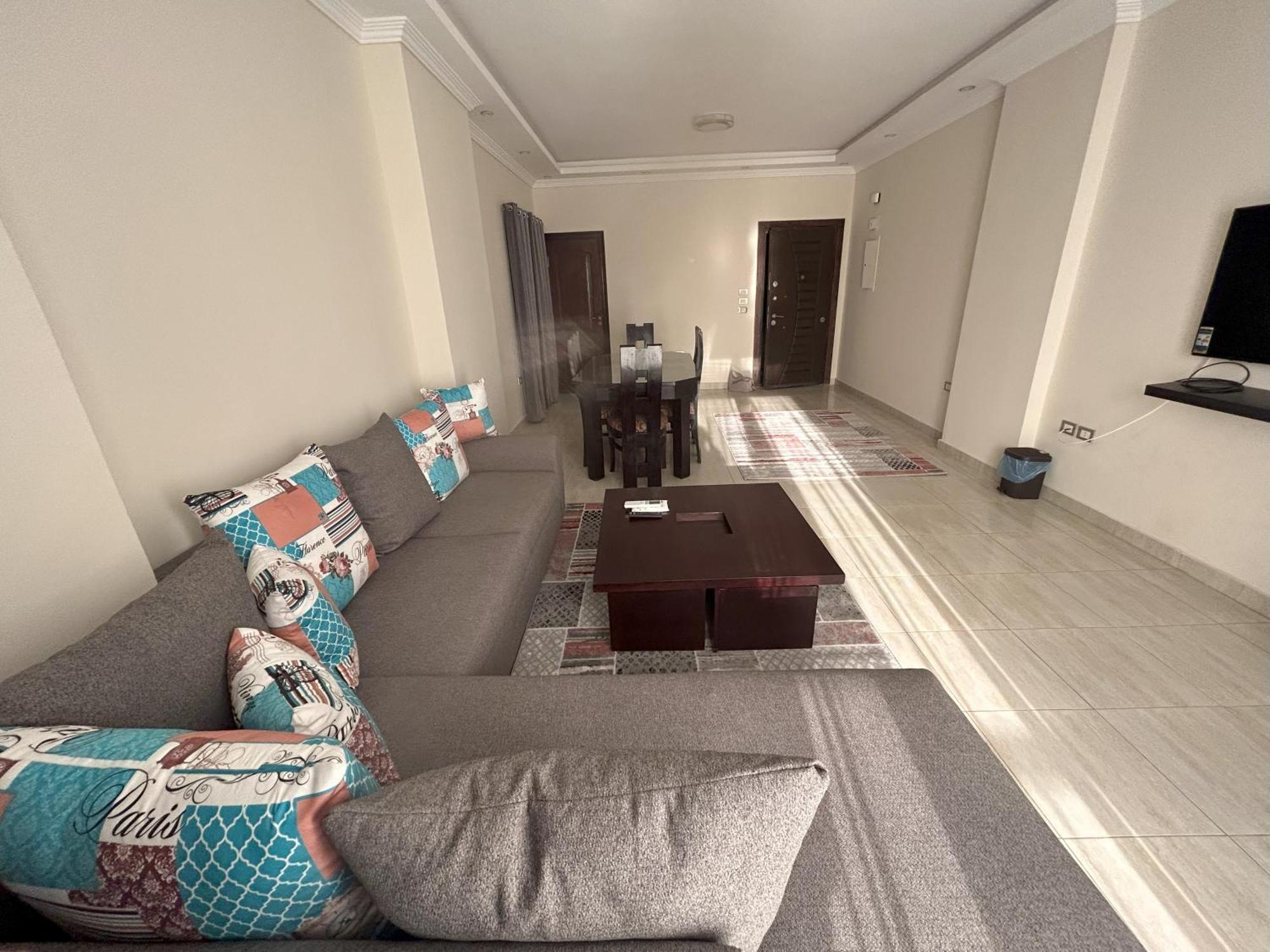 Luxury Apartments Beside Mall Of Arabia And Dar Al-Fouad Hospital - Families Only- No Alcoholic Beverages 6th of October City Esterno foto